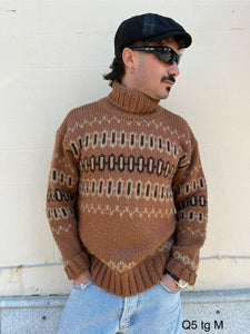 Maglione vintage Q5