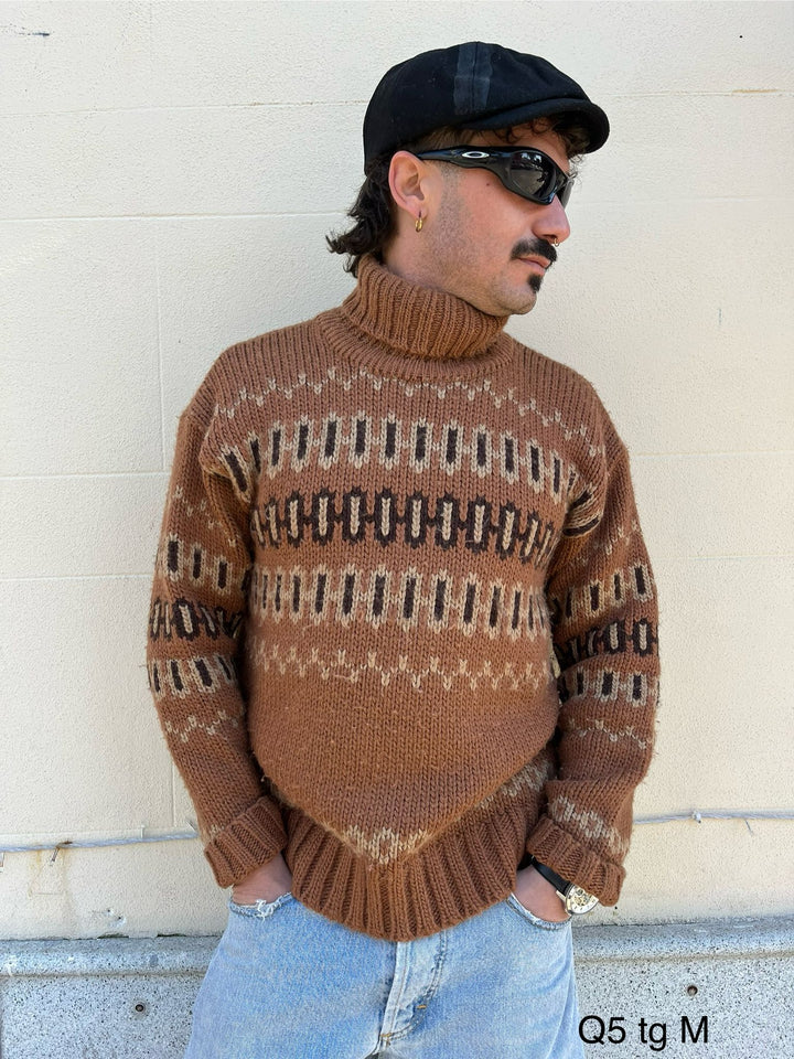 Maglione vintage Q5